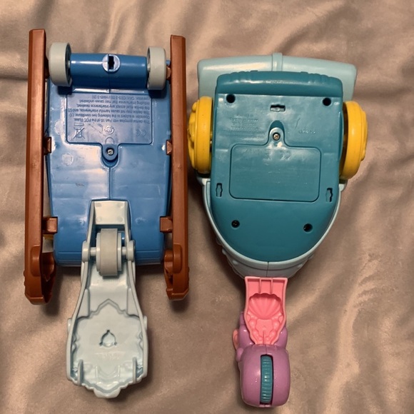 Fisher price little people Ariel shell chariot music frozen sleigh light up lamp - Picture 5 of 6